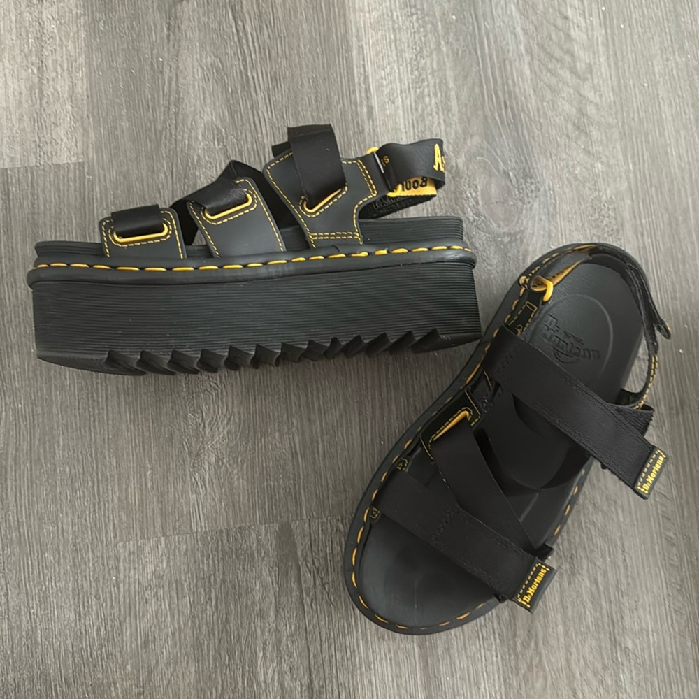 Dr. Martens Kimber Strap Platform